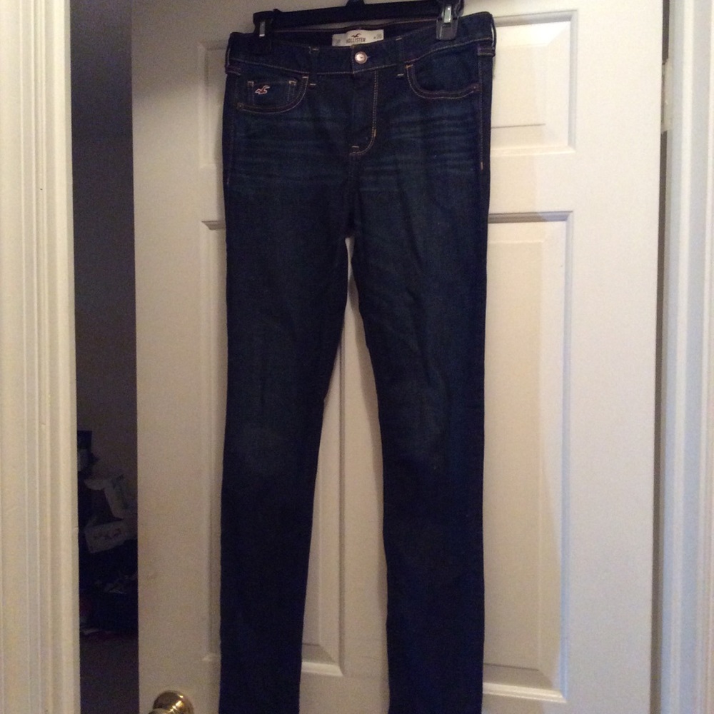 Hollister dark wash skinny jeans
